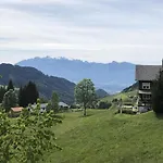Walli - Und Bergvergnuegen Direkt Vor Der Haustuer Lejlighed Laterns