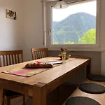 Walli - Und Bergvergnuegen Direkt Vor Der Haustuer 拉特恩斯